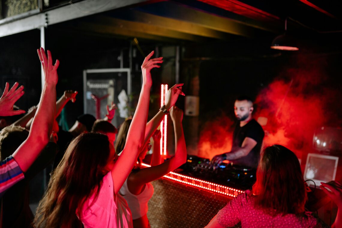 Nightlife_pic13